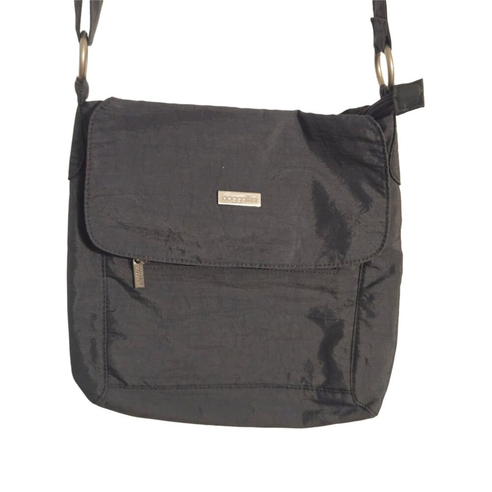 Baggallini Black Nylon Shoulder Bag Red Lining Zipper Accents Inner Pockets
